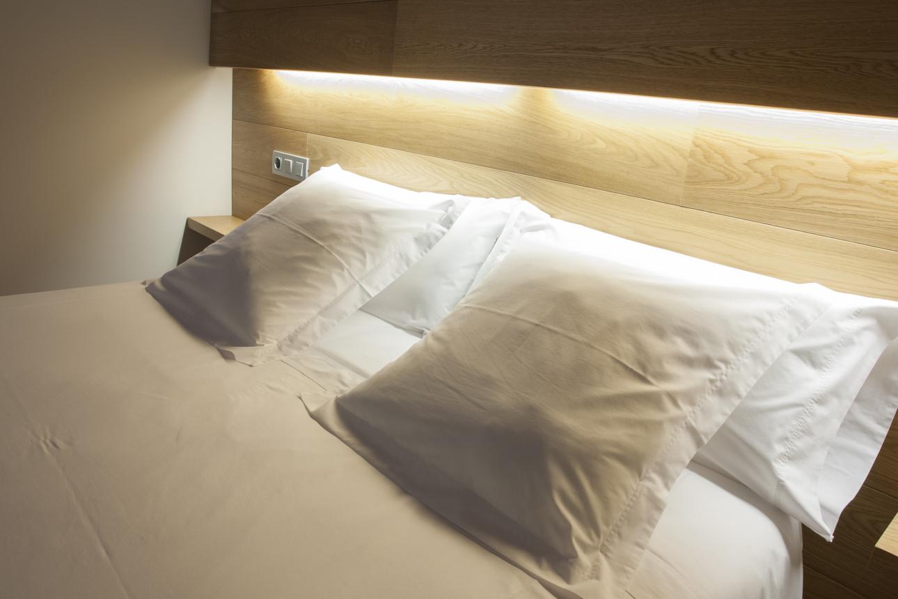 Hotel Estacio (Adults Only) Olot Exterior photo