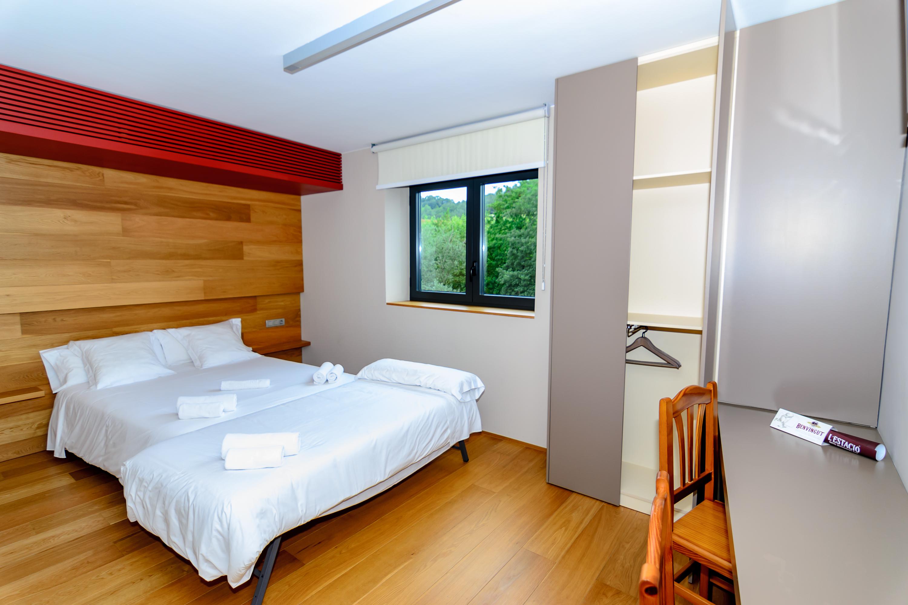 Hotel Estacio (Adults Only) Olot Exterior photo