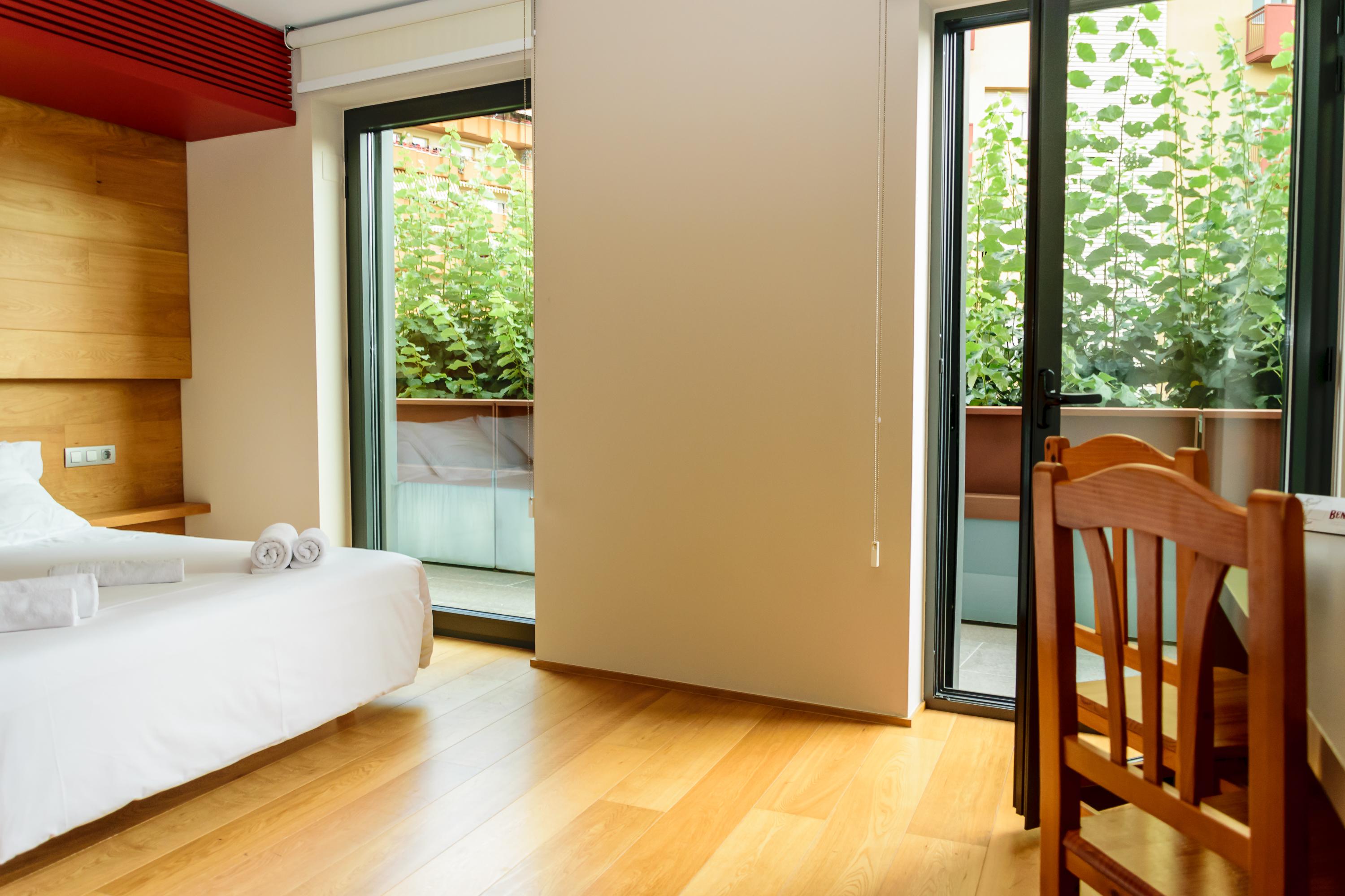 Hotel Estacio (Adults Only) Olot Exterior photo